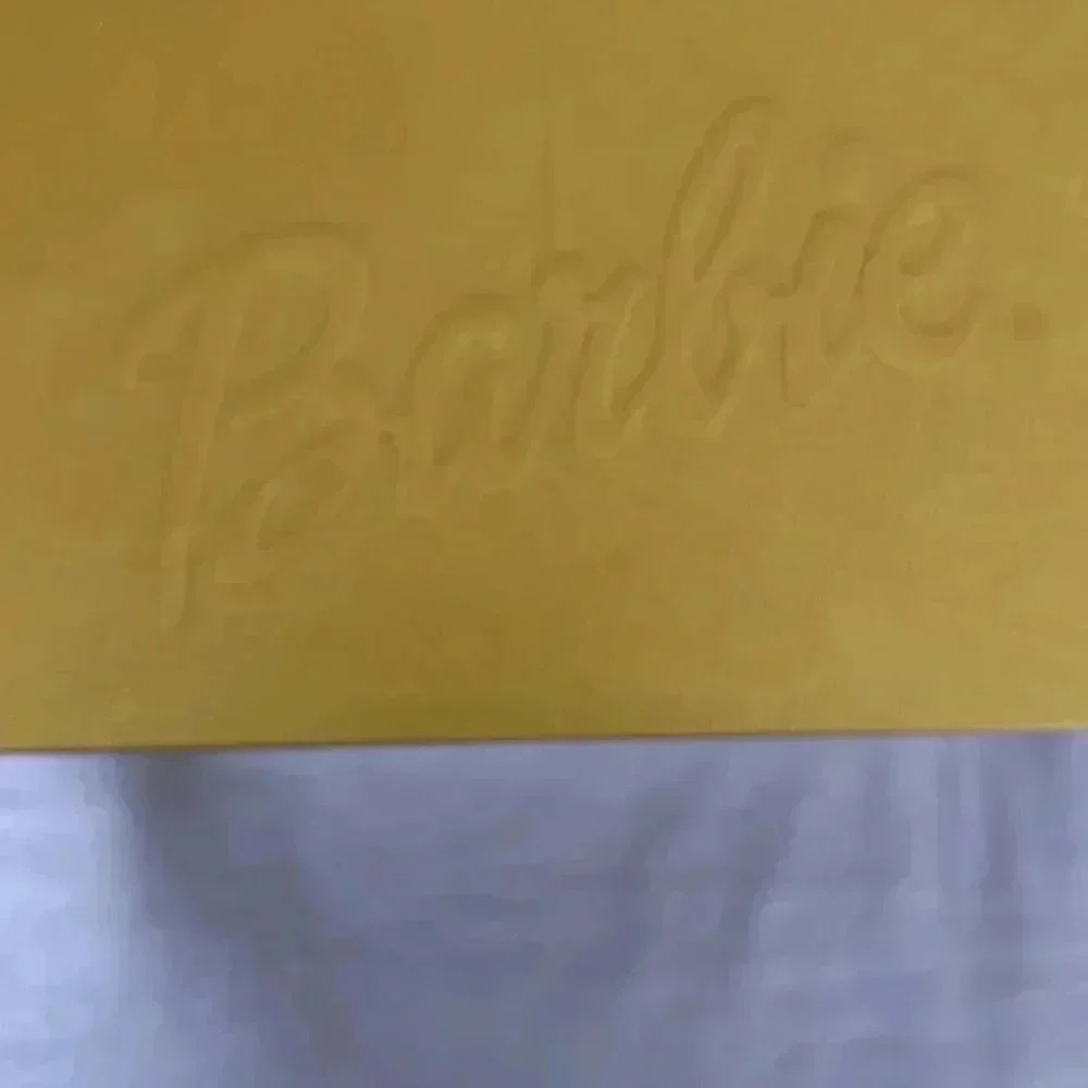 NIB Celebration Barbie Special 2000 Edition - Picture 3 of 5